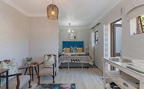 Petite Studio Apartment Self Catering